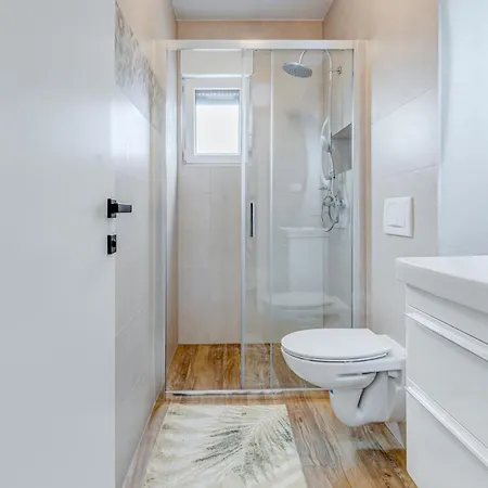 Apartamento Deluxe Suite, 3 Bedrooms, 2 Bathrooms, Parking Trogir