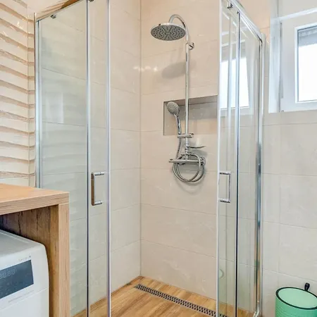 Deluxe Suite, 3 Bedrooms, 2 Bathrooms, Parking Trogir