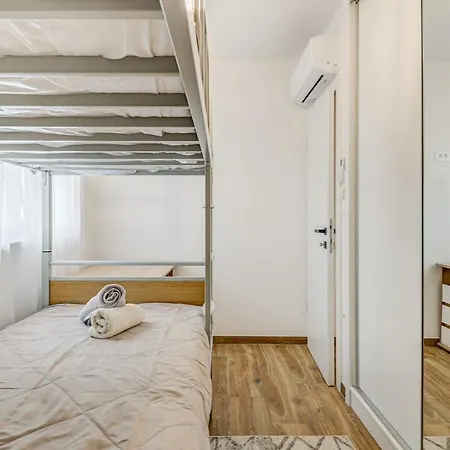 Apartamento Deluxe Suite, 3 Bedrooms, 2 Bathrooms, Parking Trogir