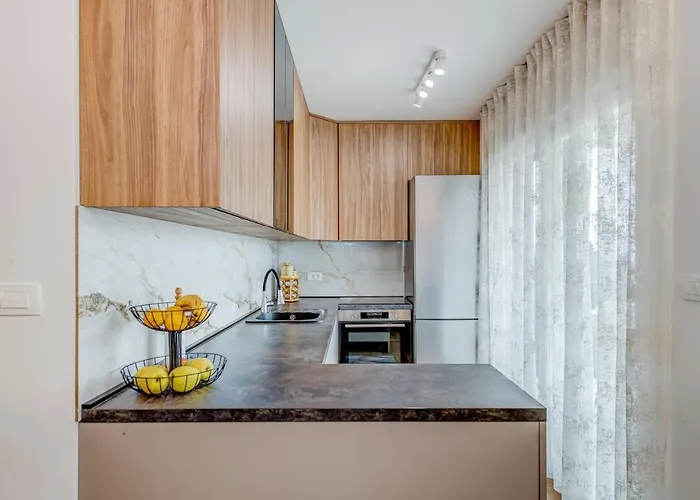 Deluxe Suite, 3 Bedrooms, 2 Bathrooms, Parking * Τρογκίρ