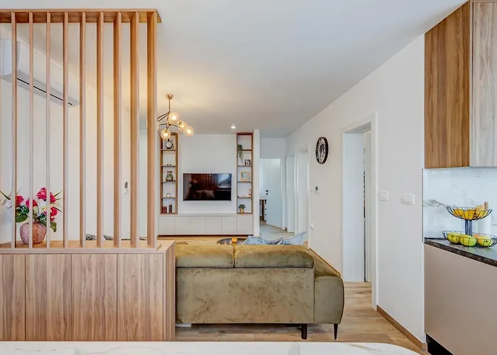 Deluxe Suite, 3 Bedrooms, 2 Bathrooms, Parking Trogir