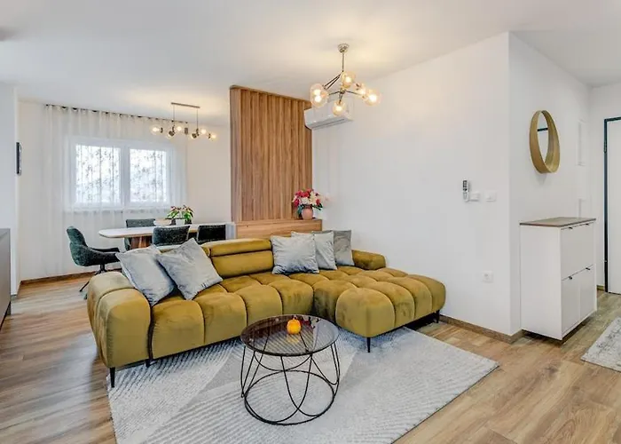 شقة Deluxe Suite, 3 Bedrooms, 2 Bathrooms, Parking تروغير